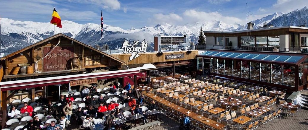 This winter's hottest place to be is in the French Apls, in the luxurious  ski resort Courchevel. Not only Louis Vuitton op…